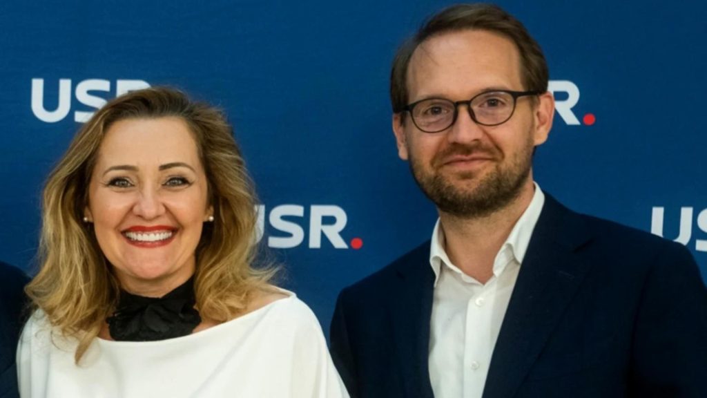 Mutare-șoc la USR. Elena Lasconi, lăsată fără nicio putere. Pucistul Fritz vrea și șefia partidului, după ce a trecut de partea lui Nicușor
