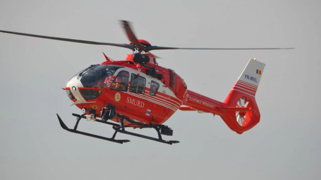 Plan ROȘU de Intervenție în Bals, după o explozie într-un apartament. Au fost solicitate ambulanțe și un elicopter SMURD, 50 de persoane evacuate