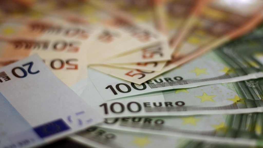 România s-a împrumutat mai mult în ultimul trimestru din 2024. Datoria guvernamentală rămâne încă sub media UE