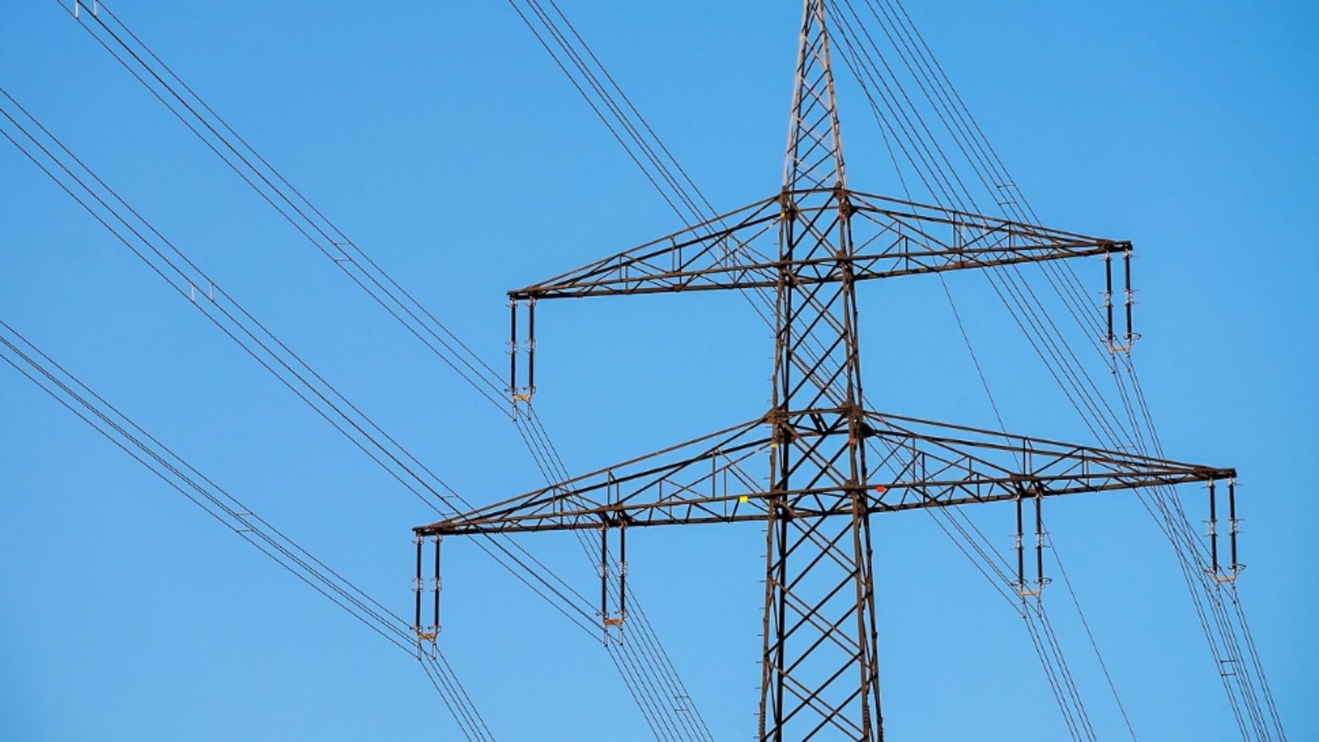 Sistemul Electroenergetic Naţional a trecut cu succes provocările tehnice fără precedent din primele două zile de Paște. Anunțul Transelectrica