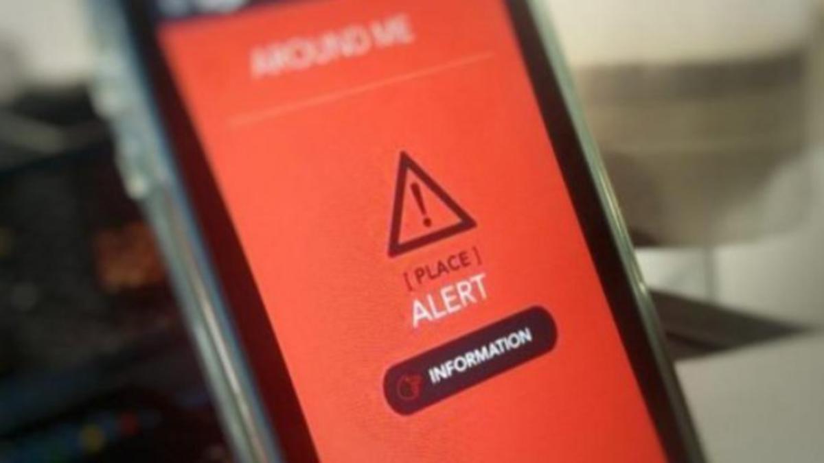 INCENDIU la remorca unui TIR încărcat cu deșeuri de titan, în Teleorman! A fost emis RO-ALERT