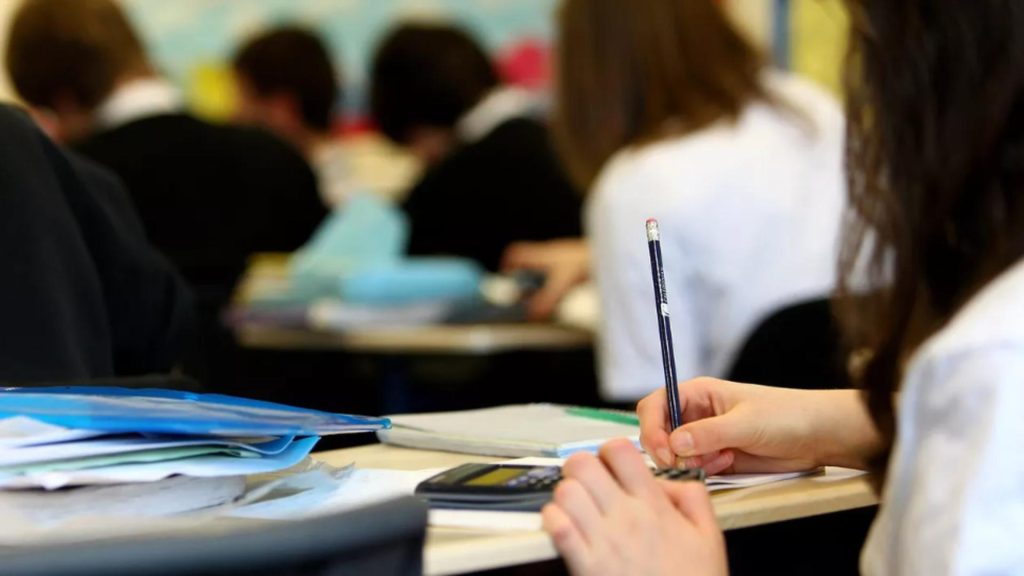 Liceul  din România care testează școala de patru zile pe săptămână. Orarul elevilor este acum concentrat exclusiv pe materiile de Bacalaureat