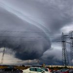 Ciclonul Byron lovește România în plină zi de alegeri locale, după ce a măturat Grecia. Avertismentul ANM pentru următoarele ore