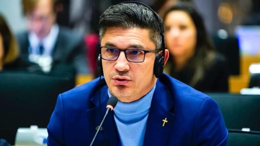 Luis Lazarus: „Democrația a murit! Vom trăi ca în lagăre” VIDEO