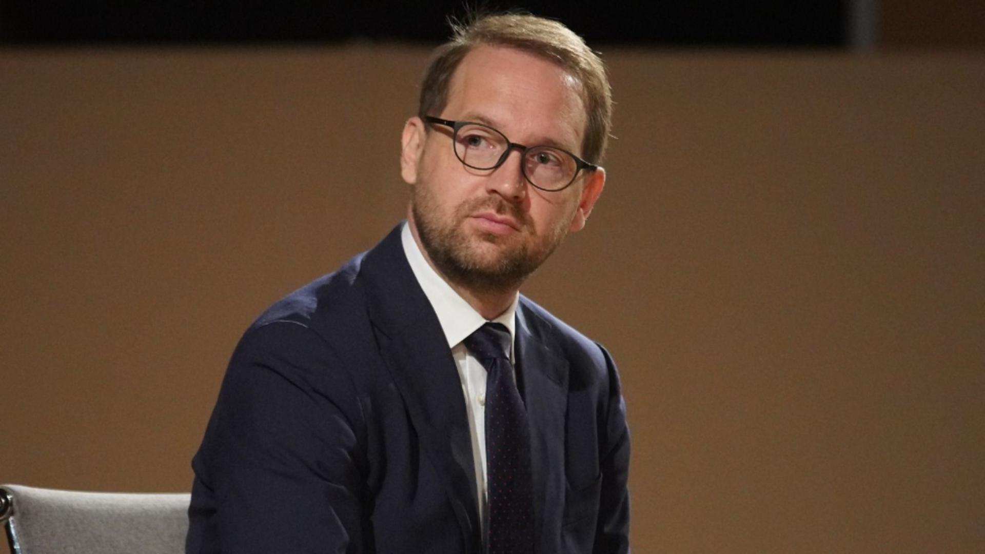 Dominic Fritz, la primul scandal major în postura de șef al reziștilor. Numirea Ralucăi Rogoz la ANAP agită apele în USR