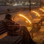 Soluția Japoniei pentru iernile geroase în oraș: băncile solare. Acumulează energie ziua și o eliberează noaptea