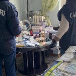 Cabinet estetic clandestin descoperit în Italia: o moldoveancă făcea injecții cu botox fără drept și fără să vorbească limba italiană