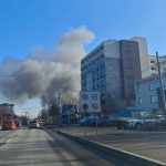 Incendiu la intrarea în București, pe A1: un depozit cuprins de flăcări. 16 mașini de pompieri intervin la fața locului – A fost emis mesaj RO Alert