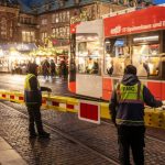 Un român de 25 de ani, arestat în Germania, după ce a bătut brutal două tinere care se sărutau într-un tramvai