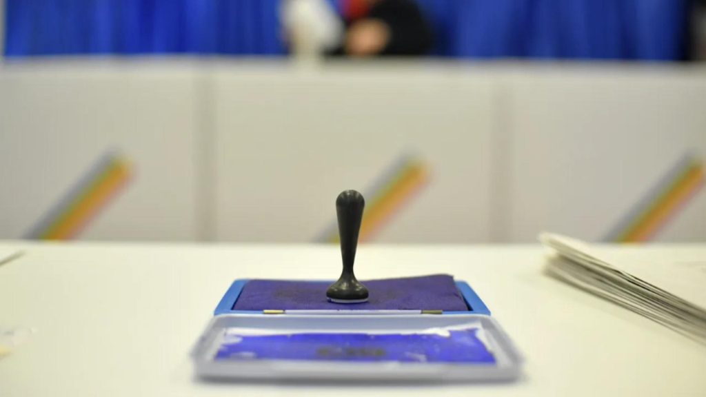 Un bărbat care și-a fotografiat buletinul de vot, depistat la o secție din comuna Lumina, județul Constanța