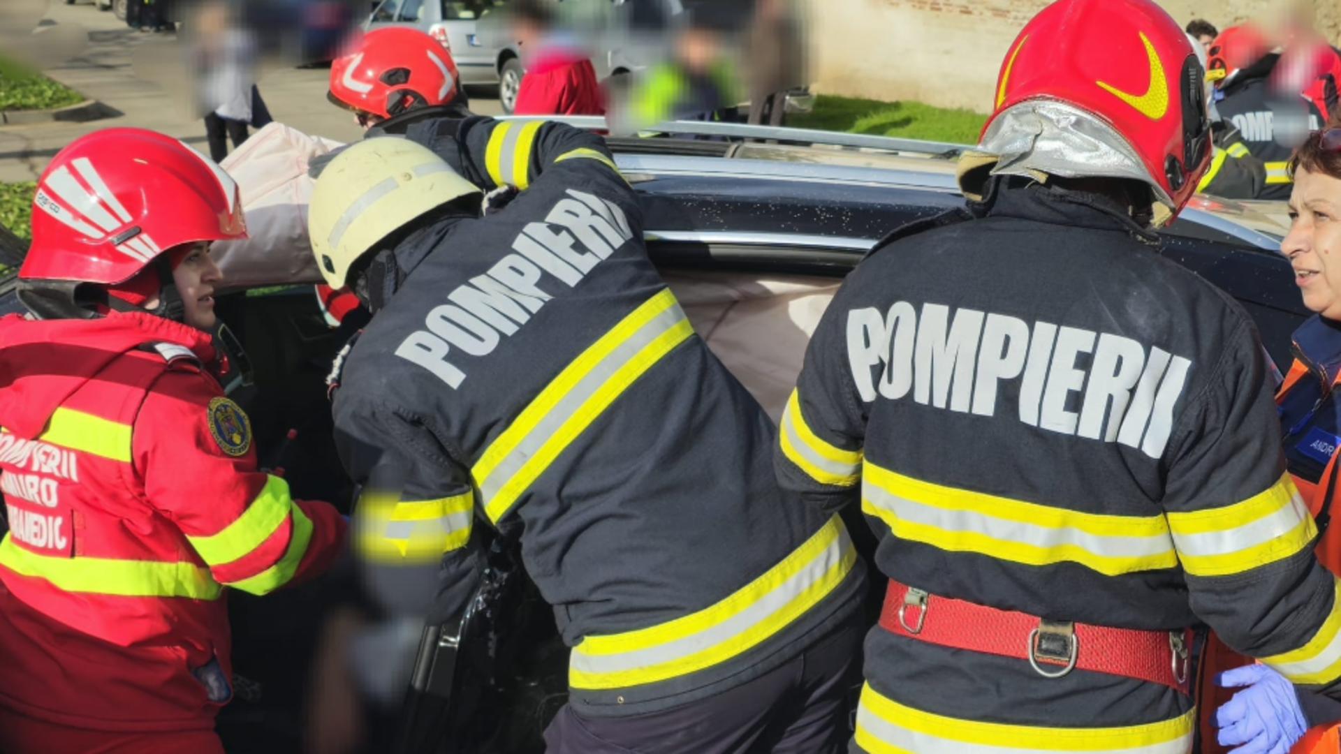 Accident pe autostrada A4, între Agigea și Ovidiu. Traficul rutier este îngreunat de intervenția SMURD – FOTO