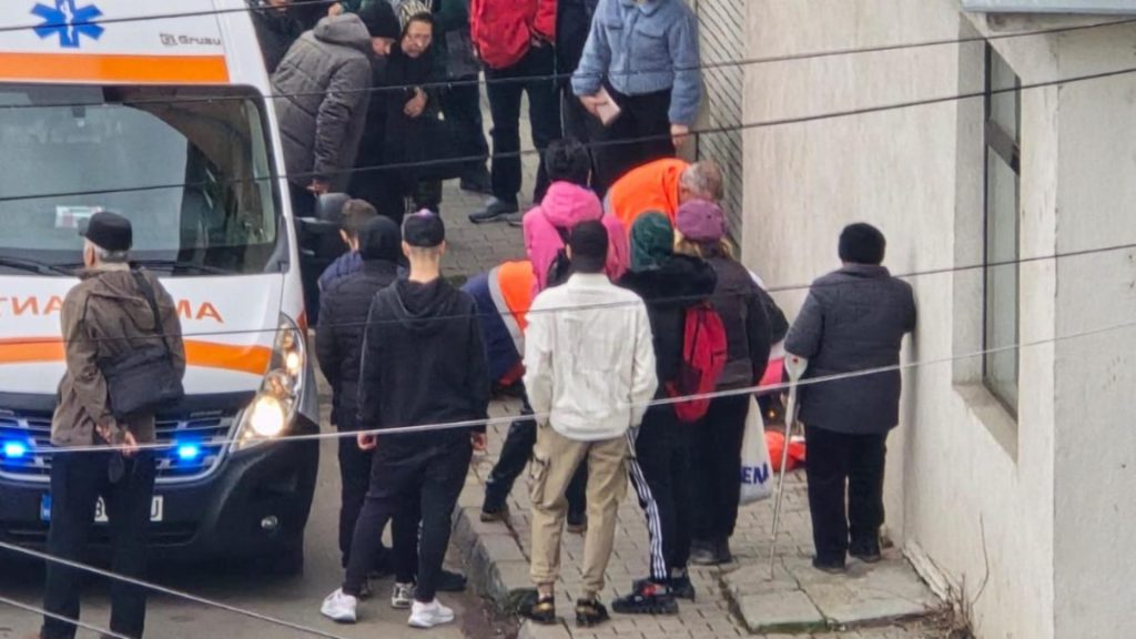 Scene de groază în Găești. Un bărbat a murit chiar în mijlocul străzii – FOTO