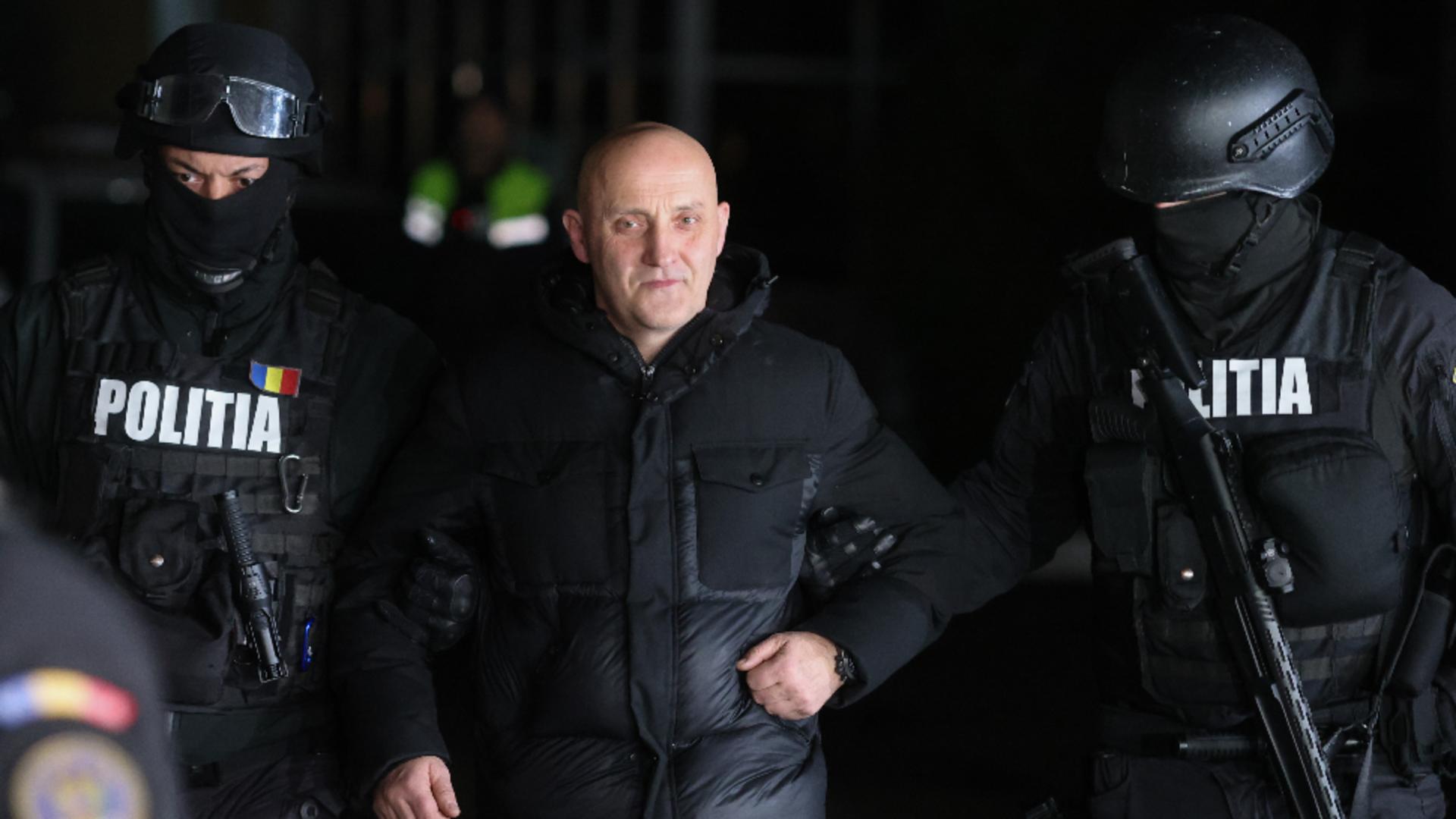 Avocatul lui Horațiu Potra: A fost pus să dea declarații false despre Călin Georgescu. Mascații l-au amenințat că fiul său va păți ceva în închisoare