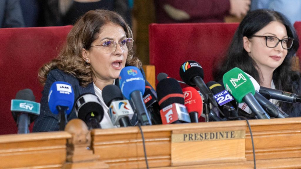 Liana Arsenie, șefa CAB: Judecătoarea Panioglu, agresivă fizic și verbal. A lovit un coleg cu un dosar în cap. Înregistrări-șoc: cum umilește o avocată