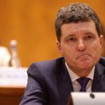 Nicușor Dan se face că plouă când este întrebat de scandalul din Coaliție: „Nu sunt expert în protocolul coaliției”