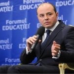 Gafă uriașă a liberalului Muraru. Și-a editat o postare în care sugera că anularea alegerilor a fost „un exces”, după ce Laurențiu Botin l-a dat de gol