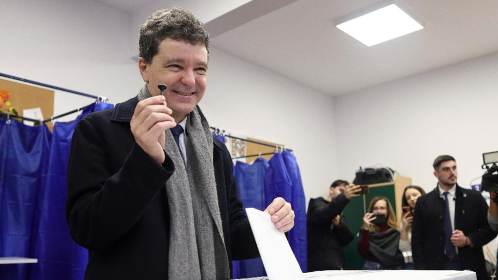 Nicușor Dan, după rezultatul alegerilor: „Bucureștenii au ales un primar, trebuie să-i dăm acum mijloacele de a guverna orașul”