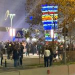 Incendiu la Mall Promenada din București. Oamenii au ieșit din centrul comercial, pompierii intervin de urgență