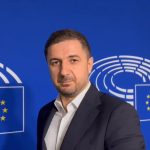 Adrian Axinia (europarlamentar AUR/ECR): „Majorarea taxelor locale îi va nenoroci mai ales pe românii foarte săraci, care își vor vinde casele”