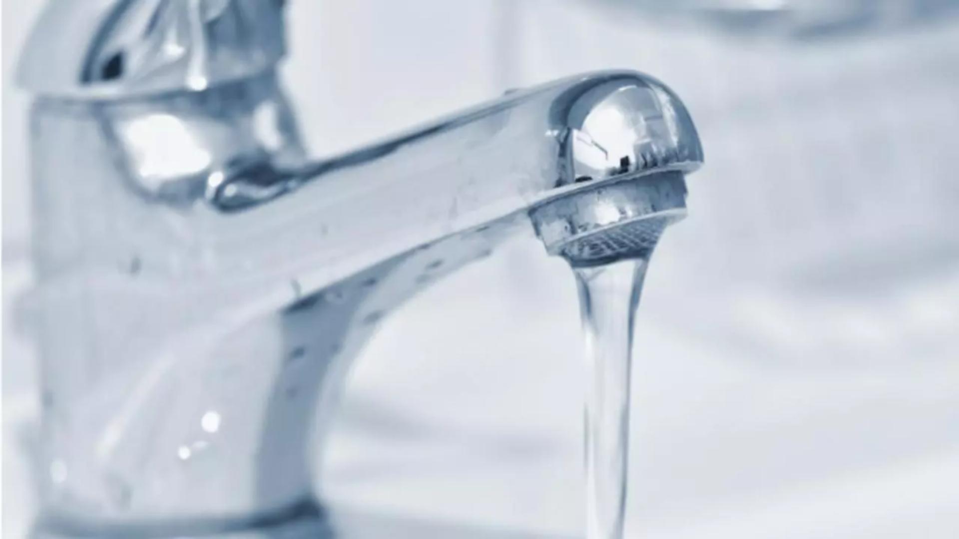 Apa suspectă scoate autoritățile din birouri. Ministrul Sănătății anunță verificări în rețeaua din Prahova