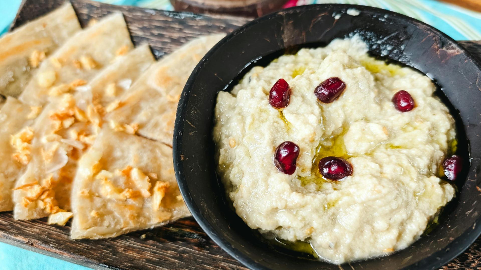Cum să prepari Baba Ganoush, rețeta de vinete orientale, fără maioneză. Un aperitiv ideal pentru zilele de post