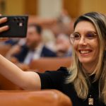 Halucinant! Diana Buzoianu s-a dus la Barajul Paltinu cu cameră și microfon. Nu să discute cu specialiștii și sinistrații