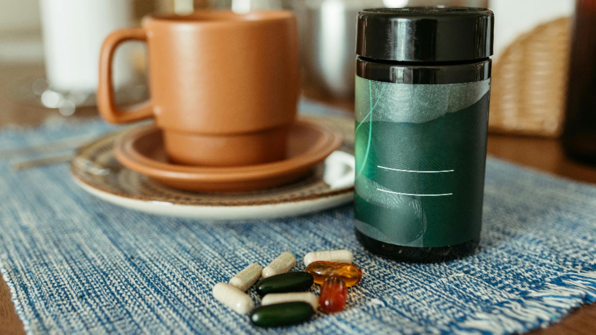 Medicamentele care interacționează cu cafeaua. Ce reacții pot să apară