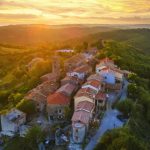 Unde se află cel mai mic oraș din lume? Are în jur de 50 de locuitori