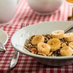 Ce se întâmplă în organism dacă mănânci același mic dejun în fiecare zi. Sfatul oferit de nutriționiști