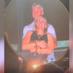 Angajata prinsă că s-a sărutat cu șeful la concertul Coldplay rupe tăcerea: „Nu am avut niciodată o relație!”