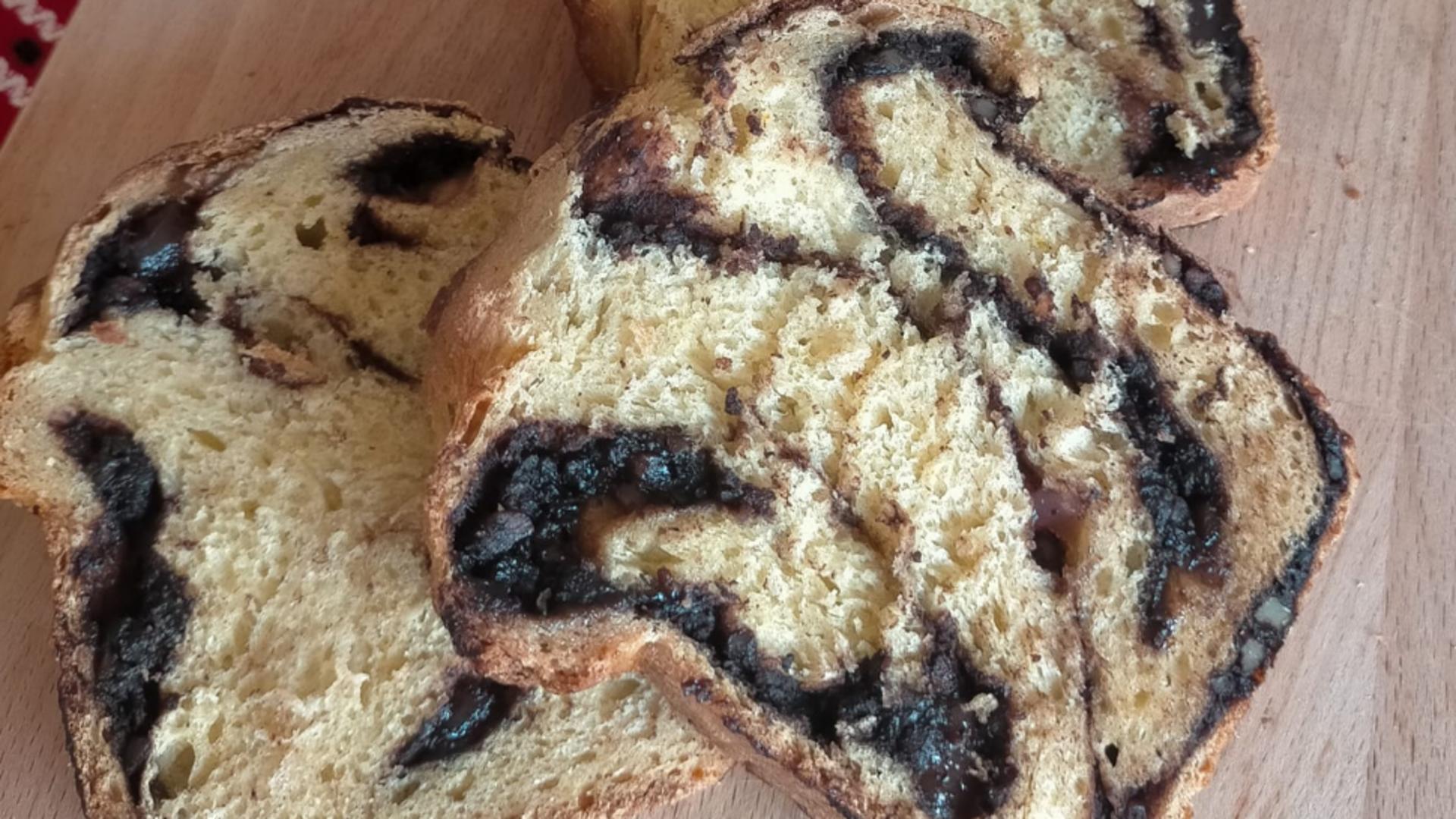 Cum să prepari cel mai pufos cozonac. Ingredientul care nu trebuie să lipsească din rețetă