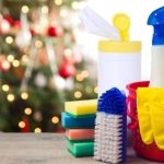 Cu ce începi curățenia de Crăciun. Regulile de aur pe care toate gospodinele trebuie să le respecte