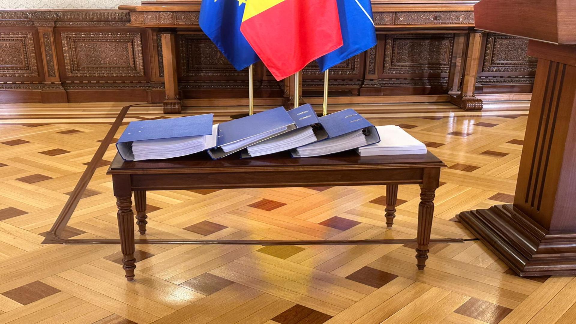 „Revoluția” din justiție își pierde suflul în drum spre Palatul Cotroceni. Doar 20 de magistrați vin la Nicușor Dan