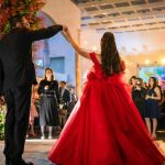 Cum să fii elegantă de Revelion, respectând următoarele reguli. Toate doamnele trebuie să țină cont de aceste reguli