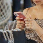 Cum poți să scapi de dependența de telefon în numai 10 zile? Un profesor finlandez explică pașii