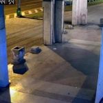 Hoț la shaormerie, în noaptea de Crăciun. Bărbatul, surprins când dă spargerea