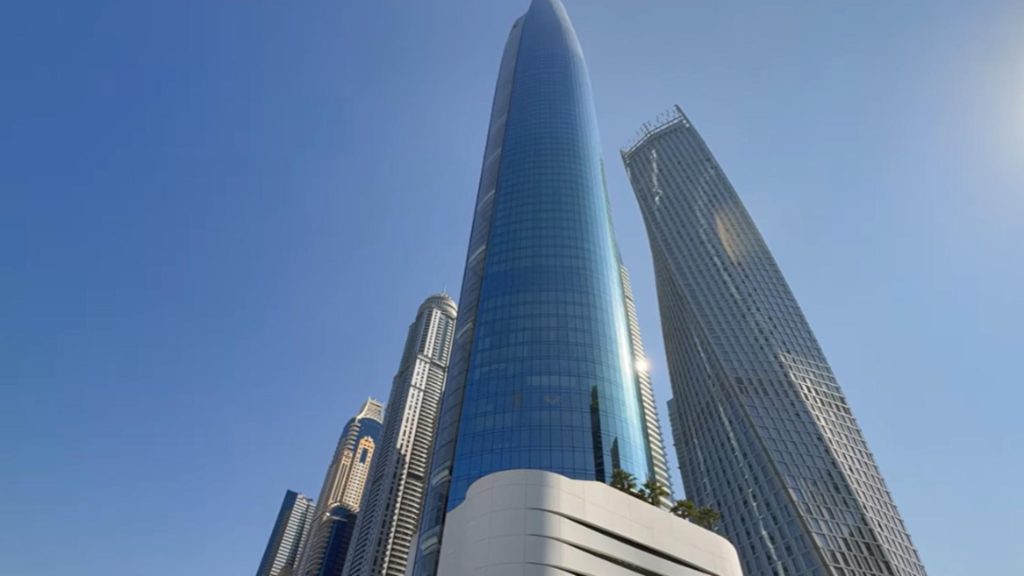 Cel mai înalt hotel din lume a fost deschis în Dubai. Arhitectură spectaculoasă, panorame uluitorare – Video