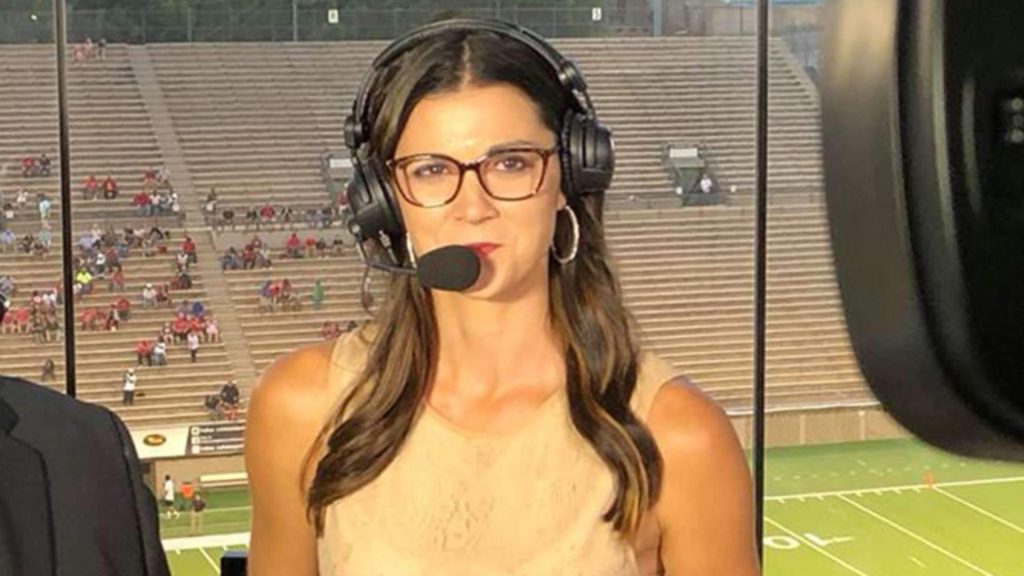 Doliu în televiziune: o prezentatoare și soțul ei, găsiți fără viață în propria locuință. Copilul lor de 3 ani a fost descoperit nevătămat