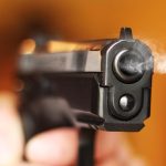 Și-a împușcat copilul chiar în ziua de Crăciun pentru că „era prea obraznic”. Unde s-a produs tragedia