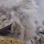 Incendiu într-o locuință din Bistrița-Năsăud. O femeie s-a ales cu arsuri pe față și torace în timp ce încerca să își salveze mama imobilizată la pat