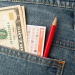 Milionară „cu rația”. Povestea tinerei care a refuzat un milion de dolari cash