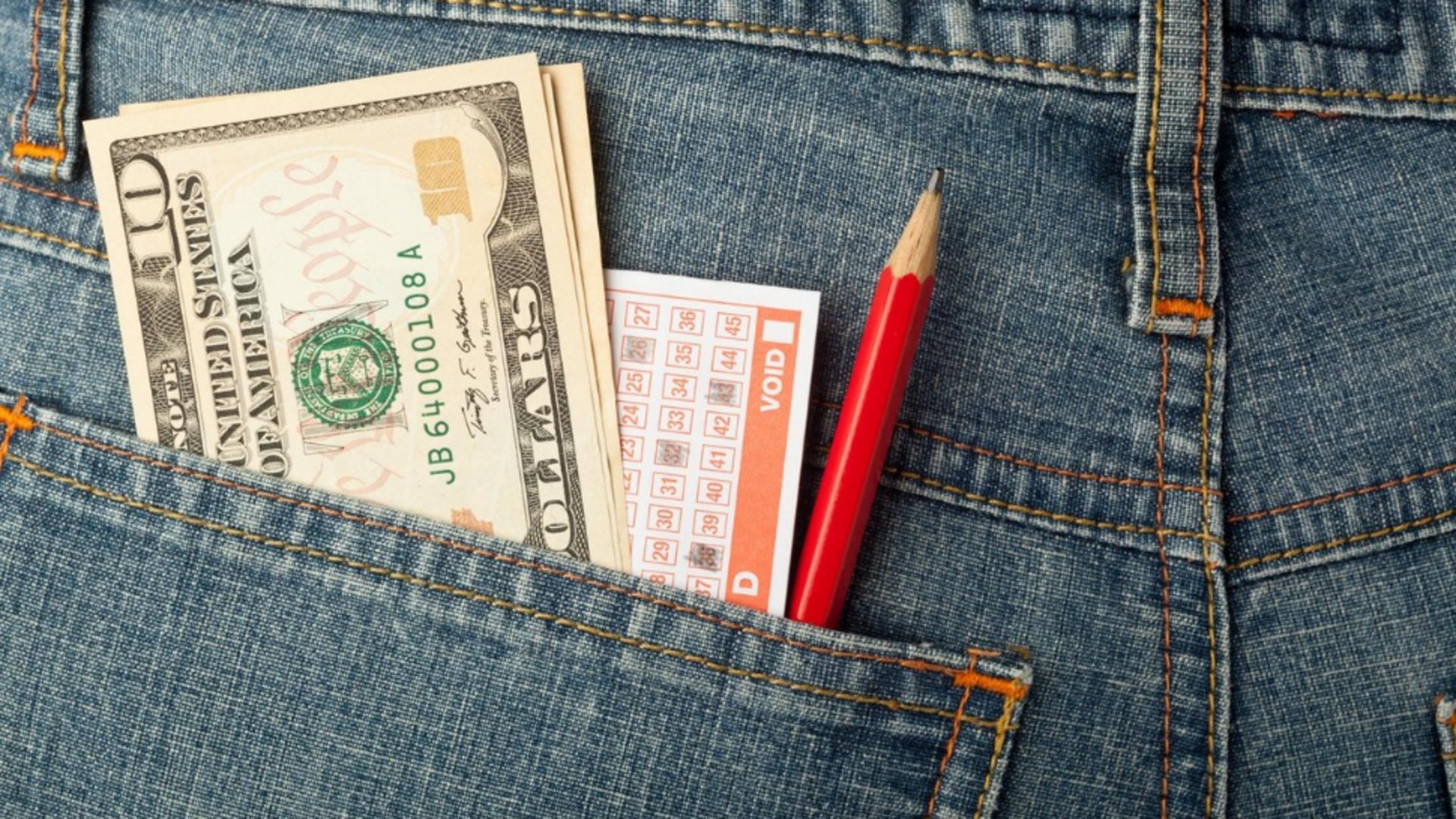 Milionară „cu rația”. Povestea tinerei care a refuzat un milion de dolari cash