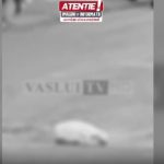 Imagini șocante: bătrân spulberat pe trecere de o mașină