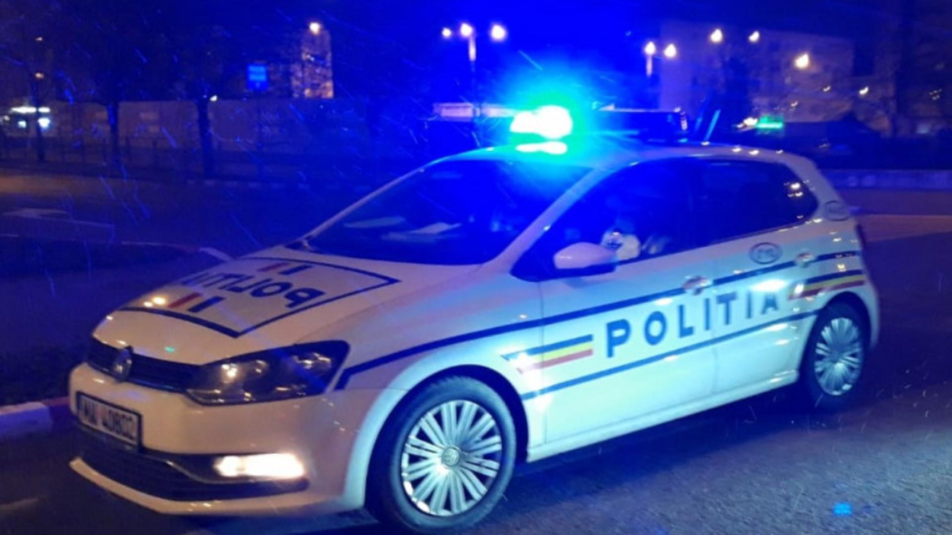 Accident grav în Capitală cu un adolescent spulberat de o mașină. Traficul este blocat