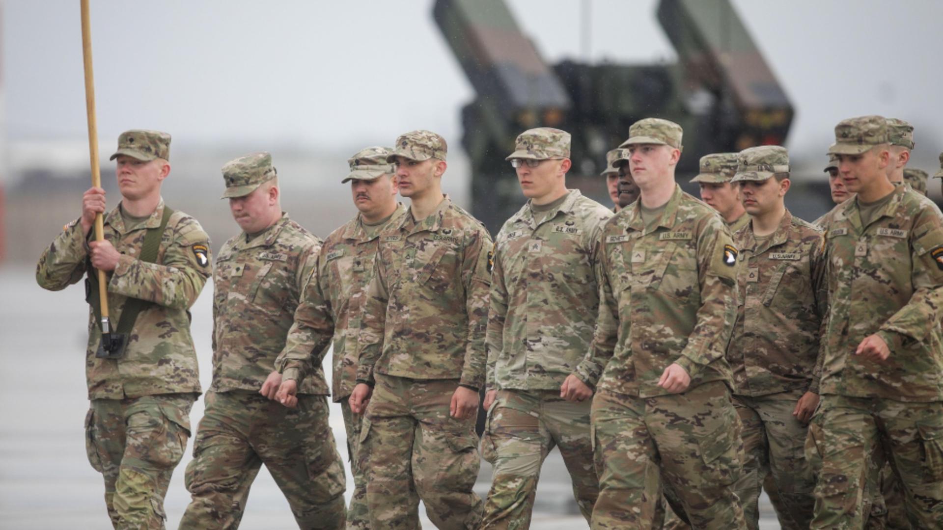 Congresul SUA adoptă strategia de apărare și blochează decizia lui Trump de a retrage militarii americani din Europa