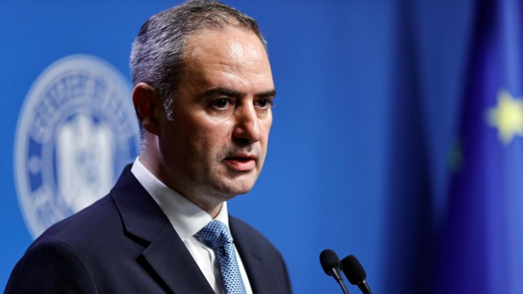 Ministrul Finanțelor: ”Deficitul înregistrat în luna noiembrie este de 6,4%. Primele consultări pentru elaborarea bugetului vor începe în ianuarie”