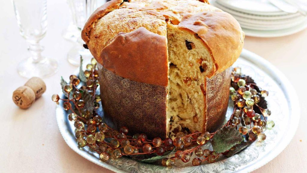 Tragedie de Crăciun în Italia. Un bărbat de 47 de ani mort s-a înecat cu panettone la o petrecere de familie