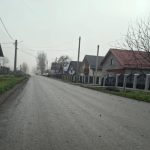 România care funcționează: orașul unde toate străzile sunt asfaltate și tinerii primesc casă