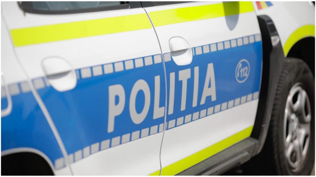 Un bărbat din Dolj a fost reținut de polițiști după ce a incendiat un autovehicul folosit ca adăpost pentru ciobani