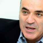 Instanță rusă dispune arestarea în lipsă a lui Gari Kasparov. Acuzațiile aduse celebrului șahist